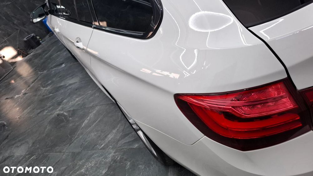 BMW Seria 5 520d Touring Sport-Aut - 21