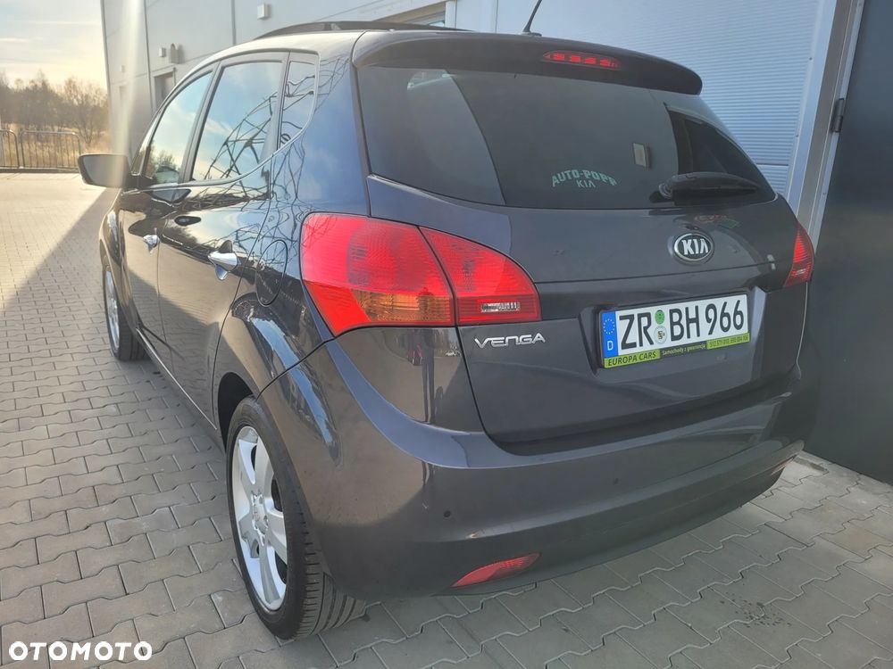 Kia Venga 1.6 CVVT Platinum Edition - 11