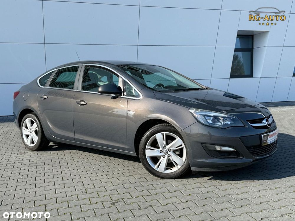 Opel Astra - 4