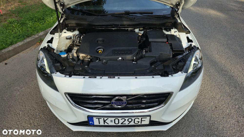 Volvo V40 D2 Kinetic - 17