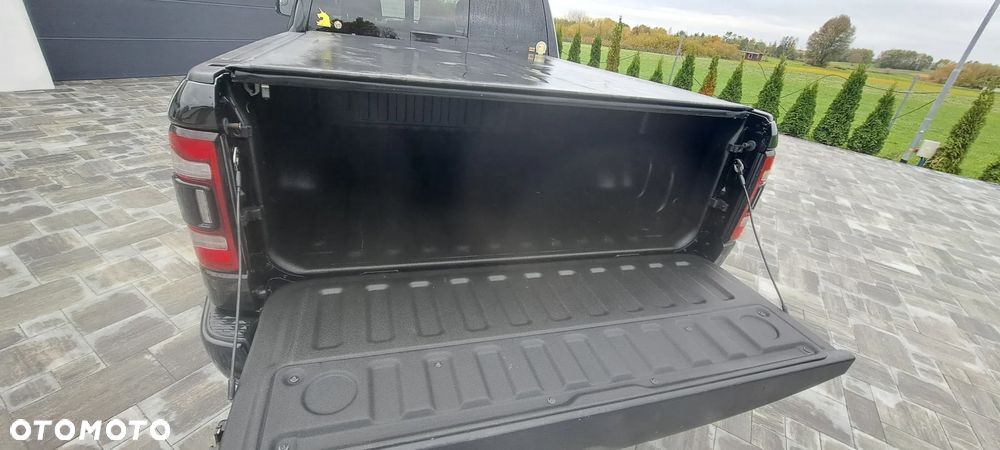 Dodge RAM 1500 5.7 4x4 - 7