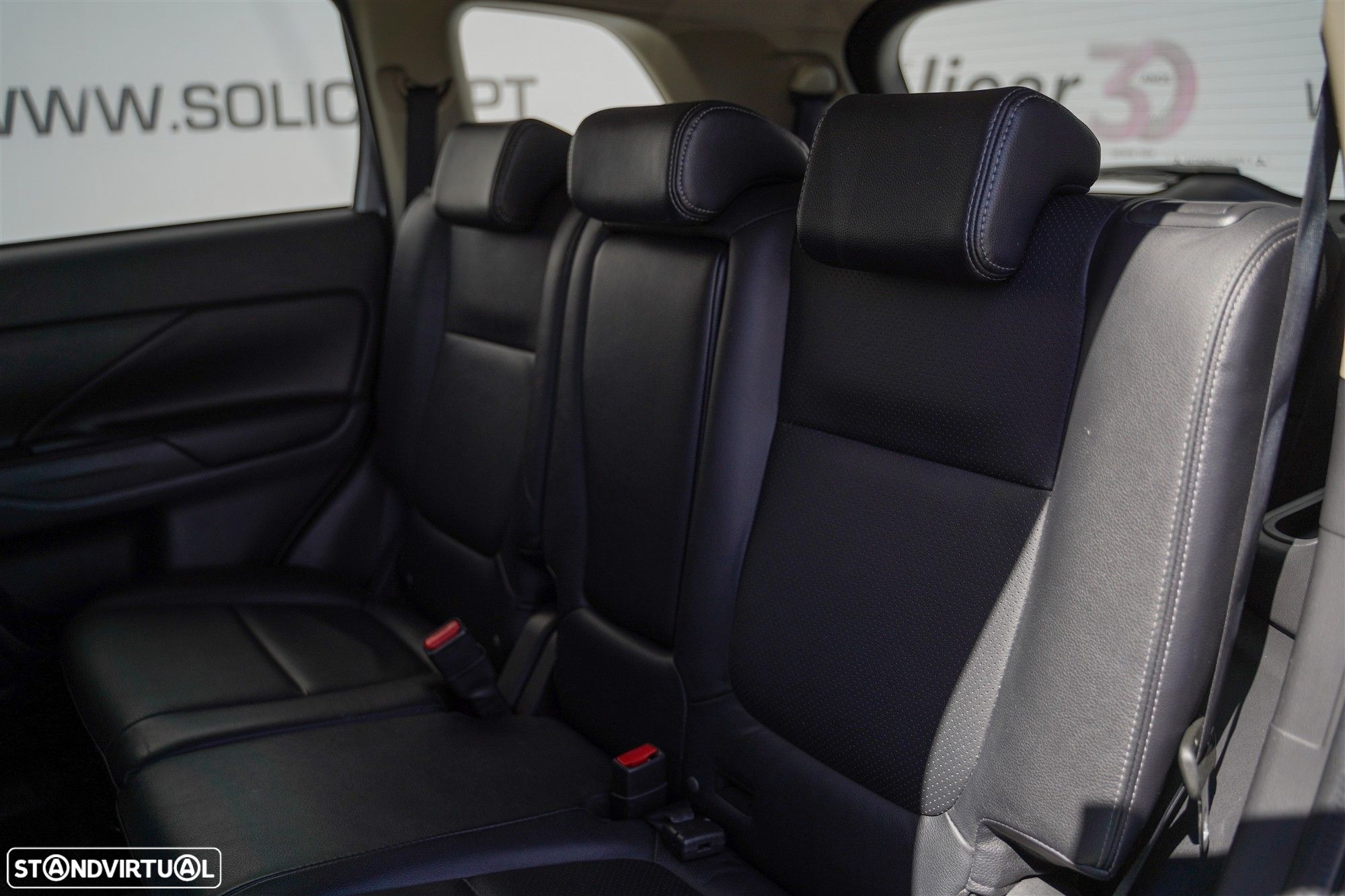 Mitsubishi Outlander 2.2 DI-D Intense - 11
