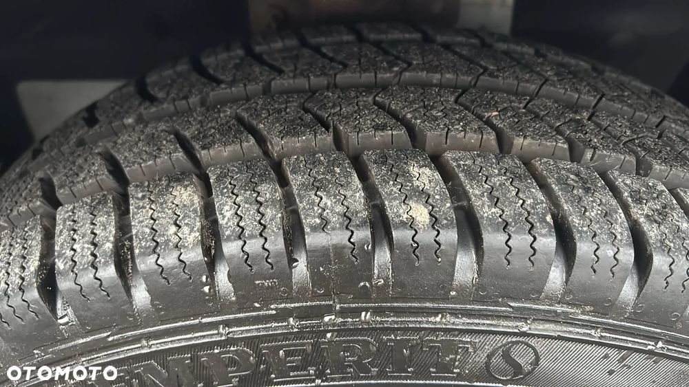 Opel Vivaro L2H1 2.9t - 35