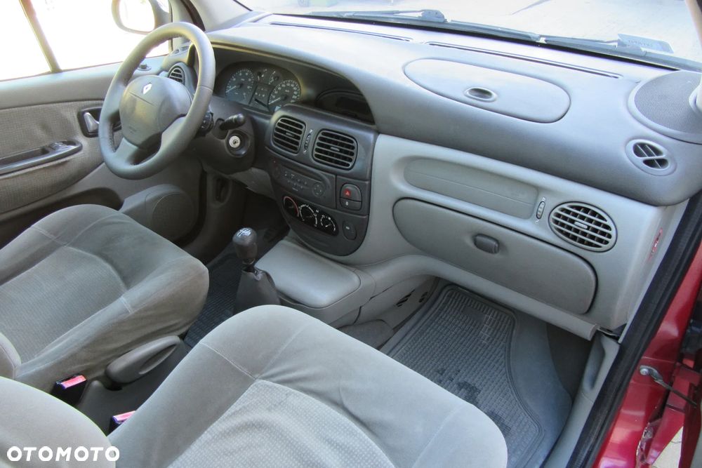Renault Scenic - 5
