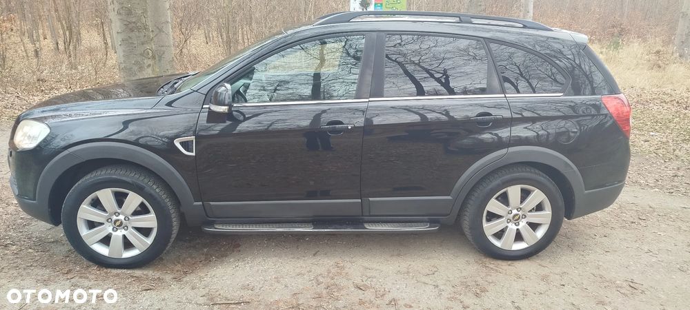 Chevrolet Captiva 2.0 4WD 7 Sitzer Automatik LT - 10