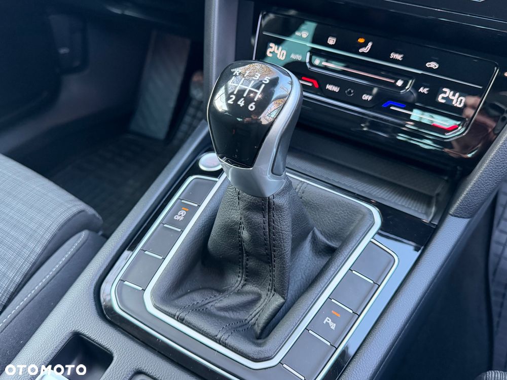 Volkswagen Passat 2.0 TDI EVO Business - 15