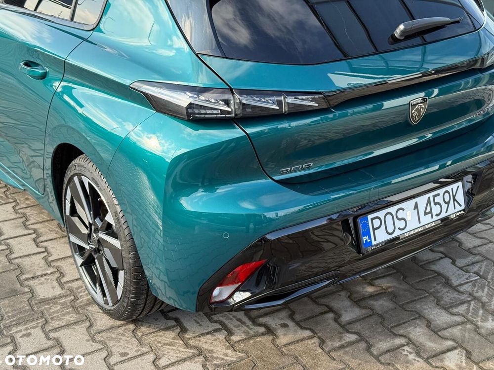 Peugeot 308 - 8