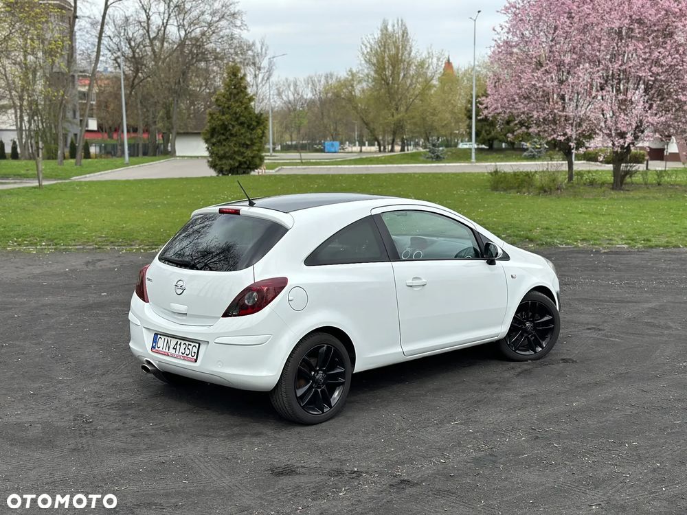 Opel Corsa 1.4 16V Color Edition - 2