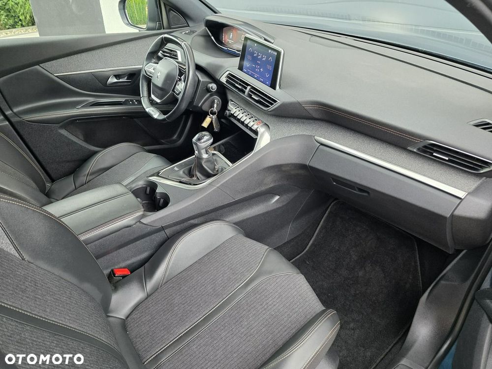Peugeot 5008 1.5 BlueHDi GT S&S - 18