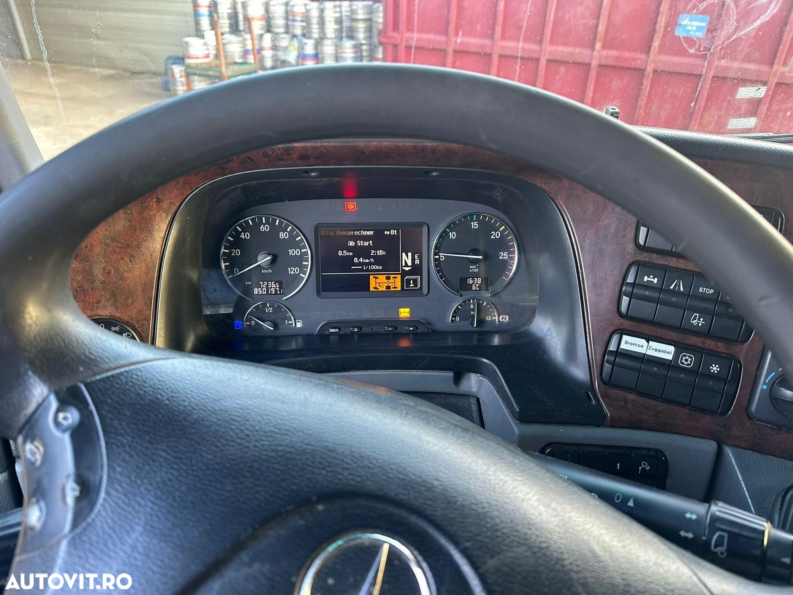 Mercedes-Benz Actros - 6