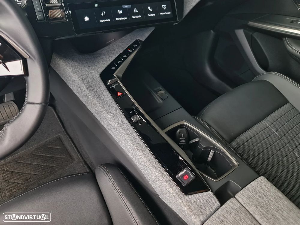 Peugeot 3008 1.2 Hybrid Allure e-DCS6 - 26