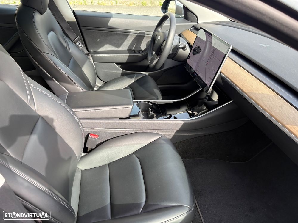 Tesla Model 3 Standard Range Plus RWD - 5