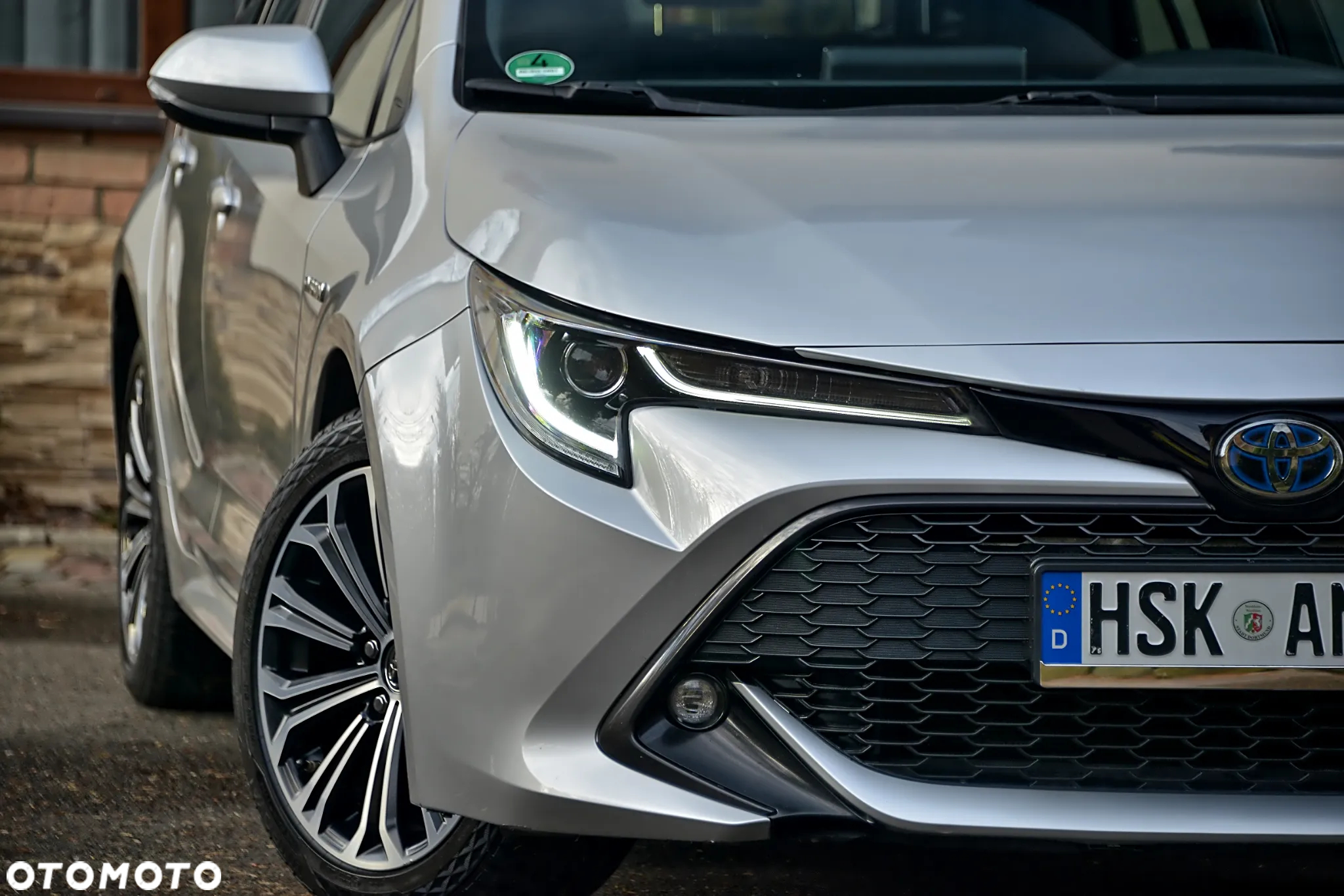 Toyota Corolla 1.8 Hybrid Touring Sports - 16