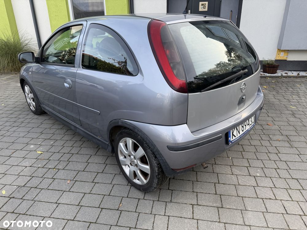 Opel Corsa - 8