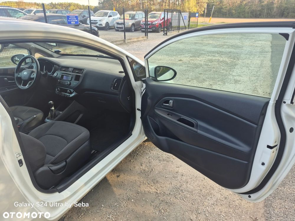 Kia Rio 1.2 Business Line - 24