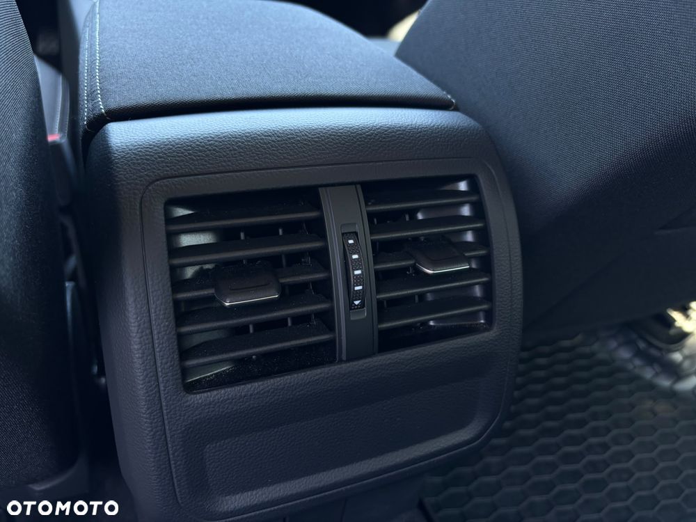 Volkswagen Passat 1.5 TSI EVO Business DSG - 12