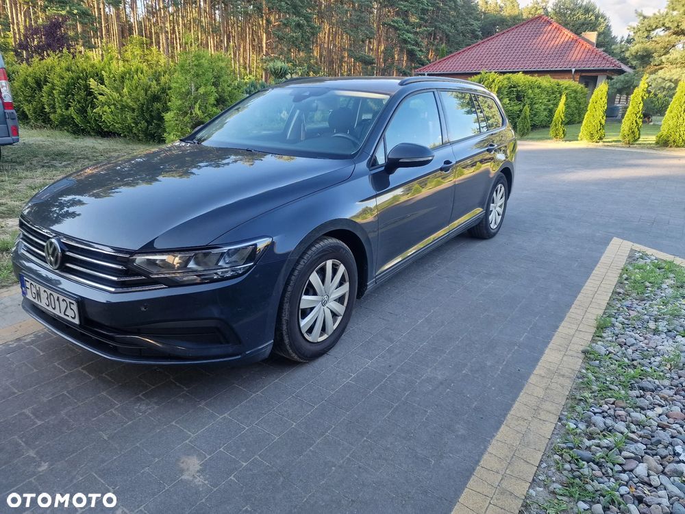 Volkswagen Passat 2.0 TDI SCR Trendline - 2