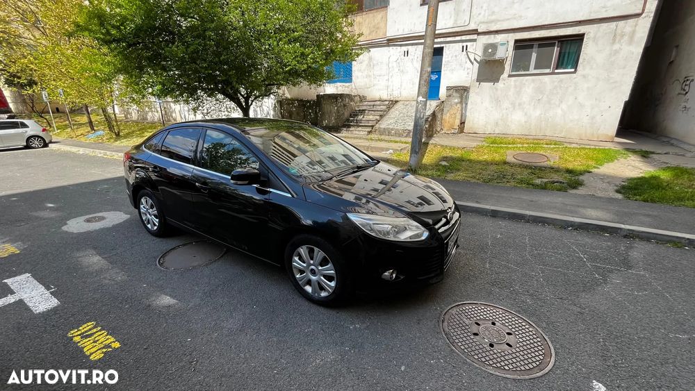 Ford Focus 1.6 EcoBoost Start-Stopp-System Titanium - 2