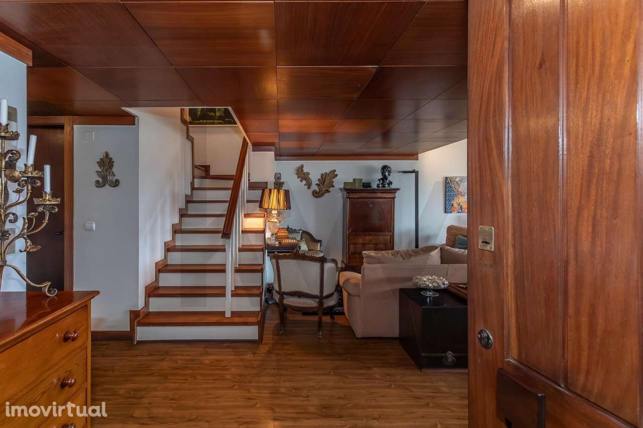 Duplex T4 no Edifício Prémio Valmor - Grande imagem: 2/22