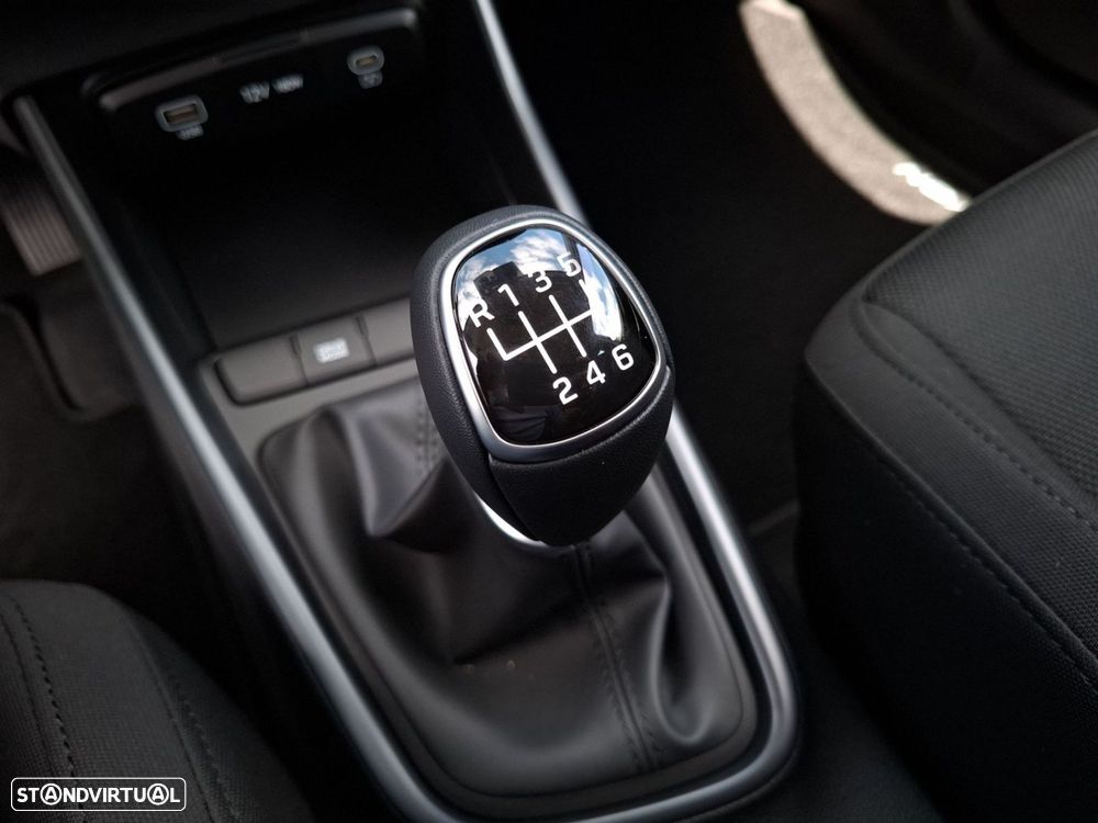 Hyundai Bayon - 14
