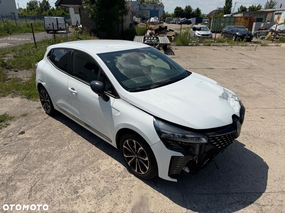 Renault Clio - 1