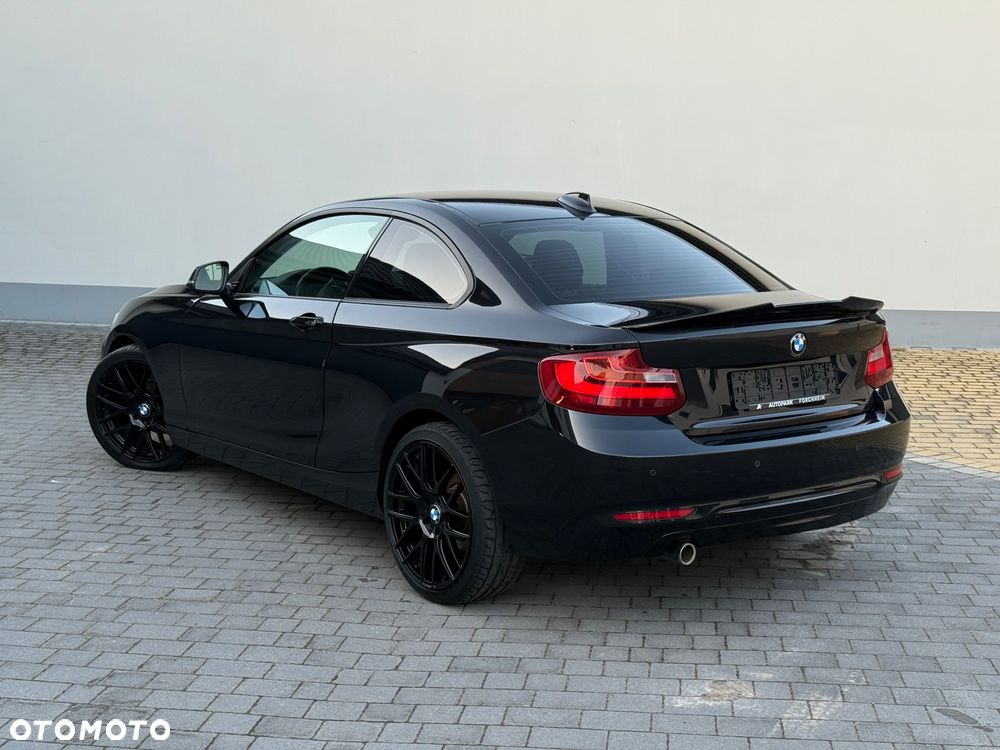 BMW Seria 2 218d Sport Line - 9
