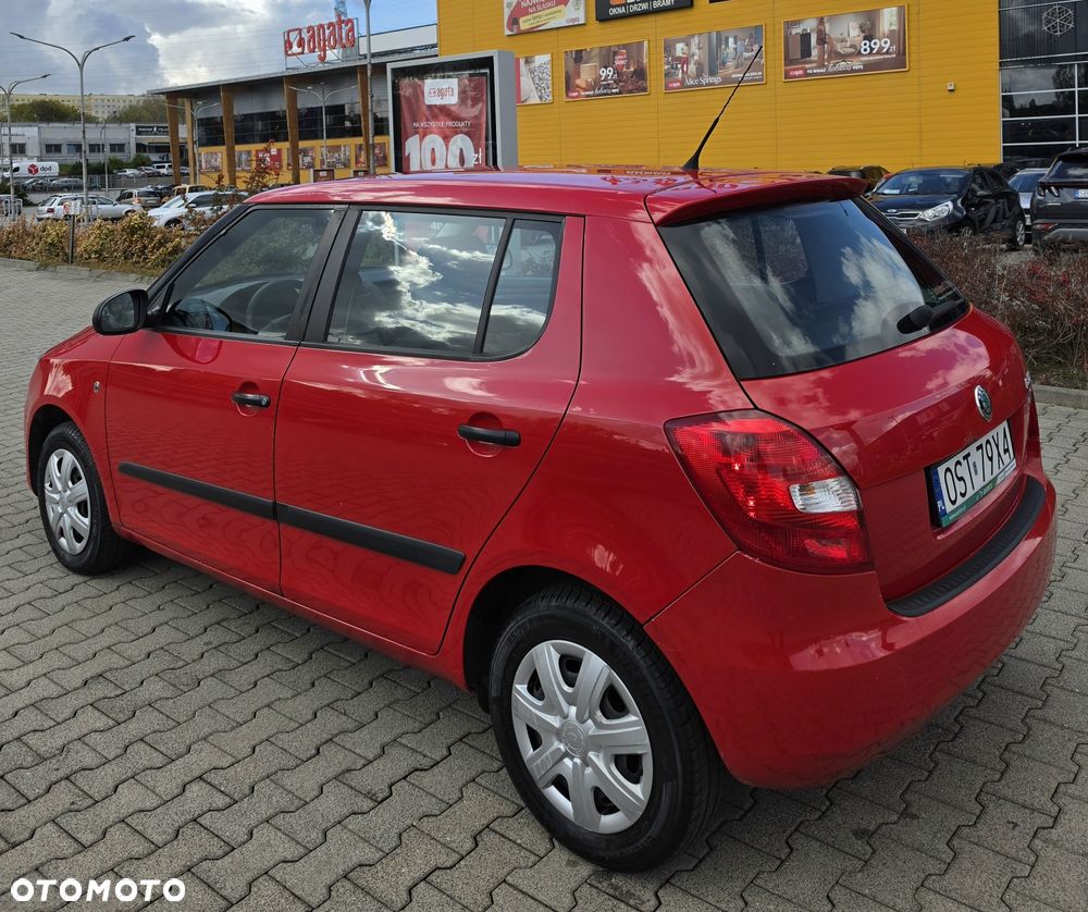 Skoda Fabia - 4