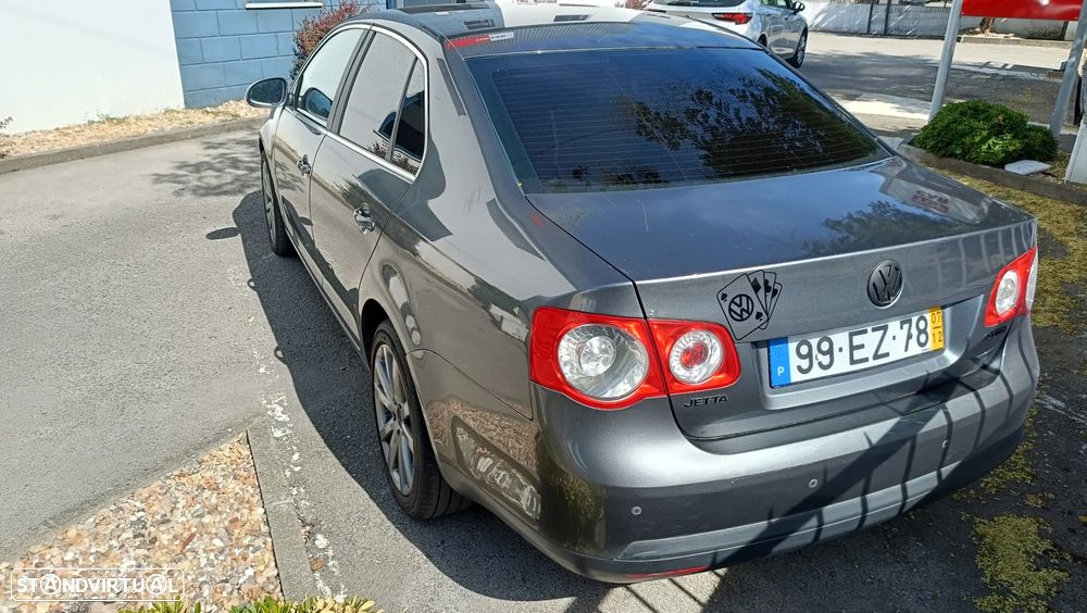 VW Jetta - 2