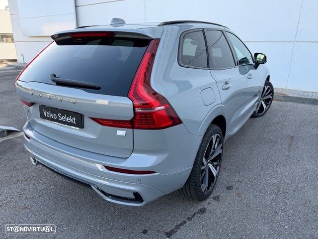 Volvo XC 60 2.0 T6 PHEV Plus Dark AWD - 2