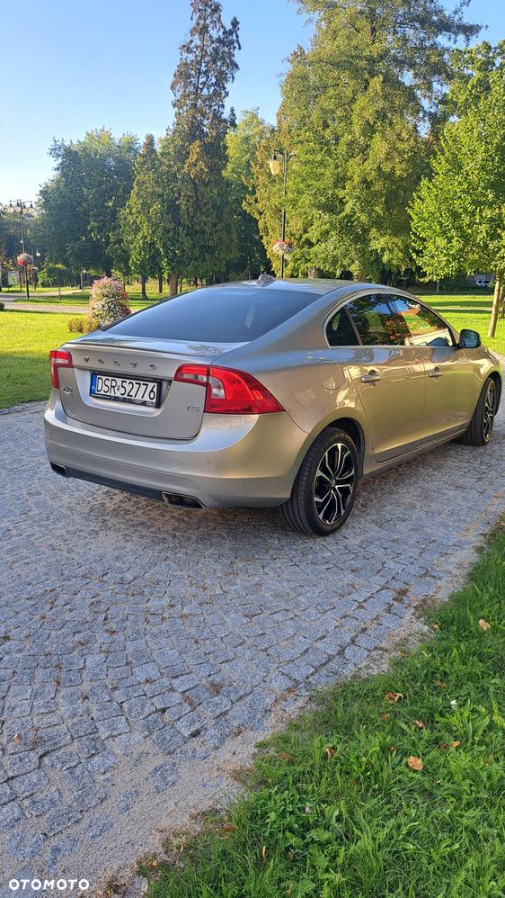 Volvo S60 - 14