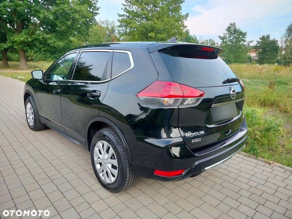 Nissan Rogue - 4