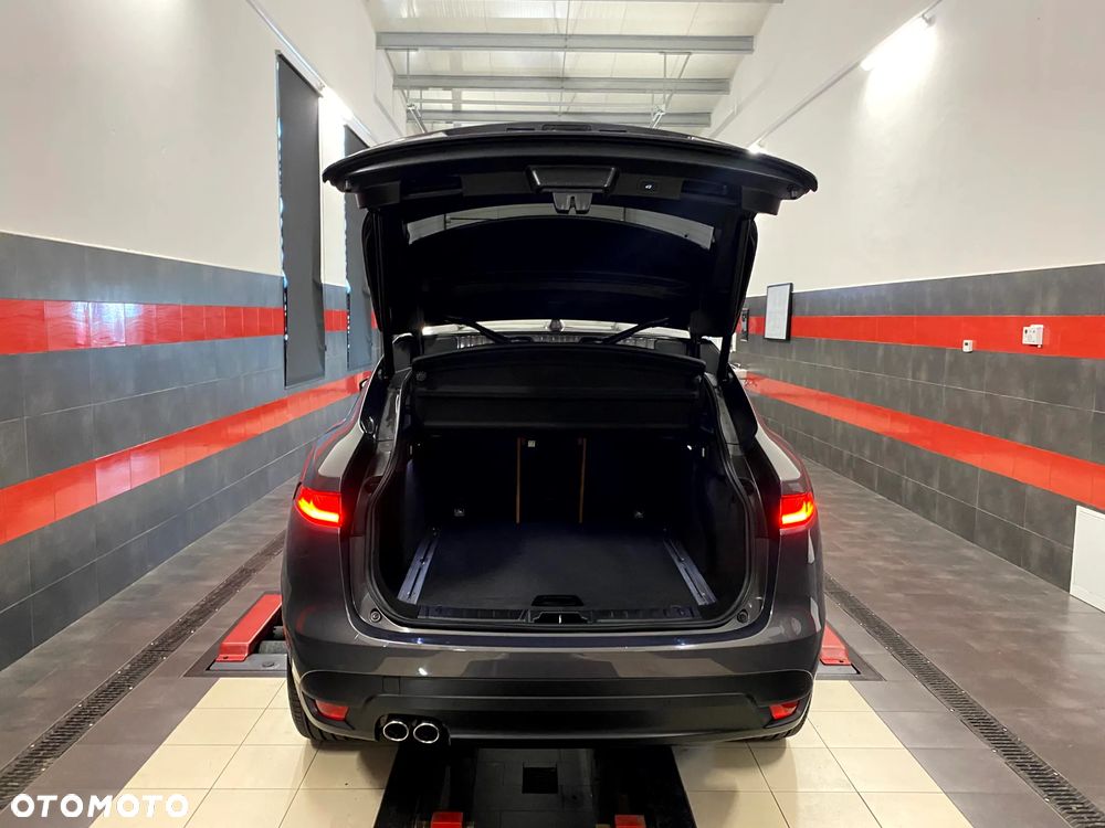 Jaguar F-Pace 2.0 i4D AWD Prestige - 14