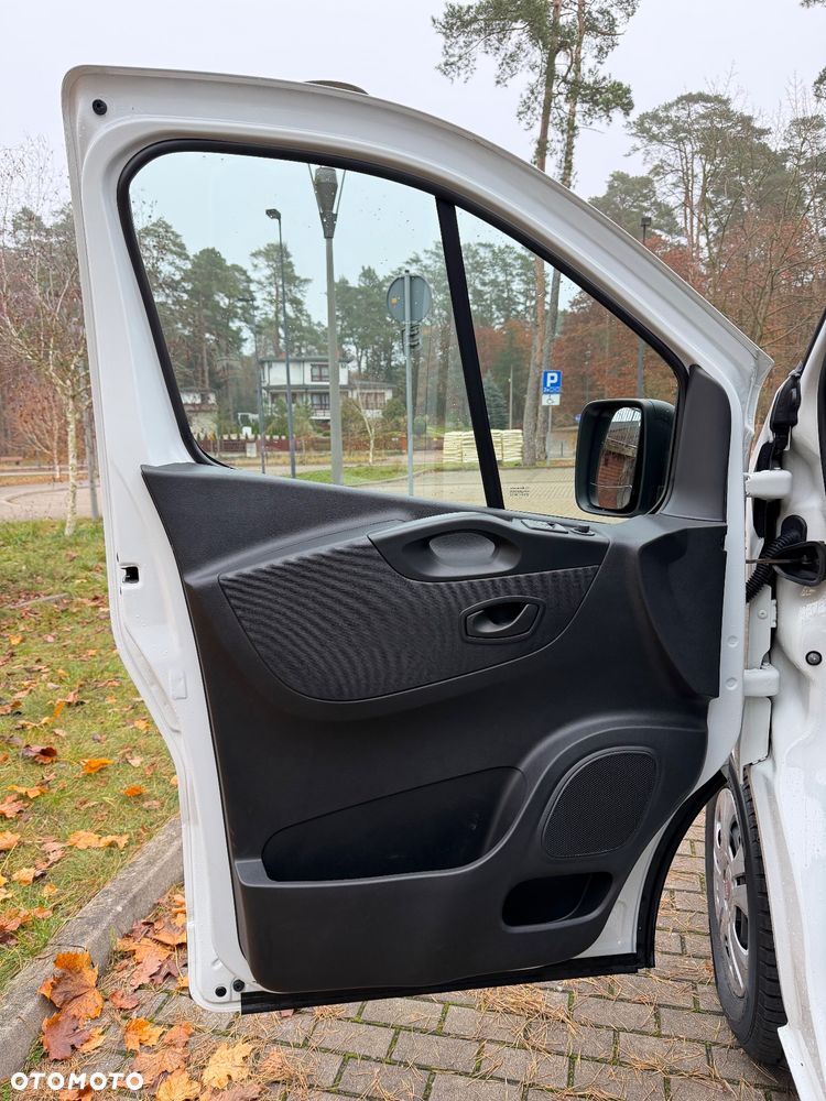 Renault Trafic ENERGY dCi 120 Combi Life - 20