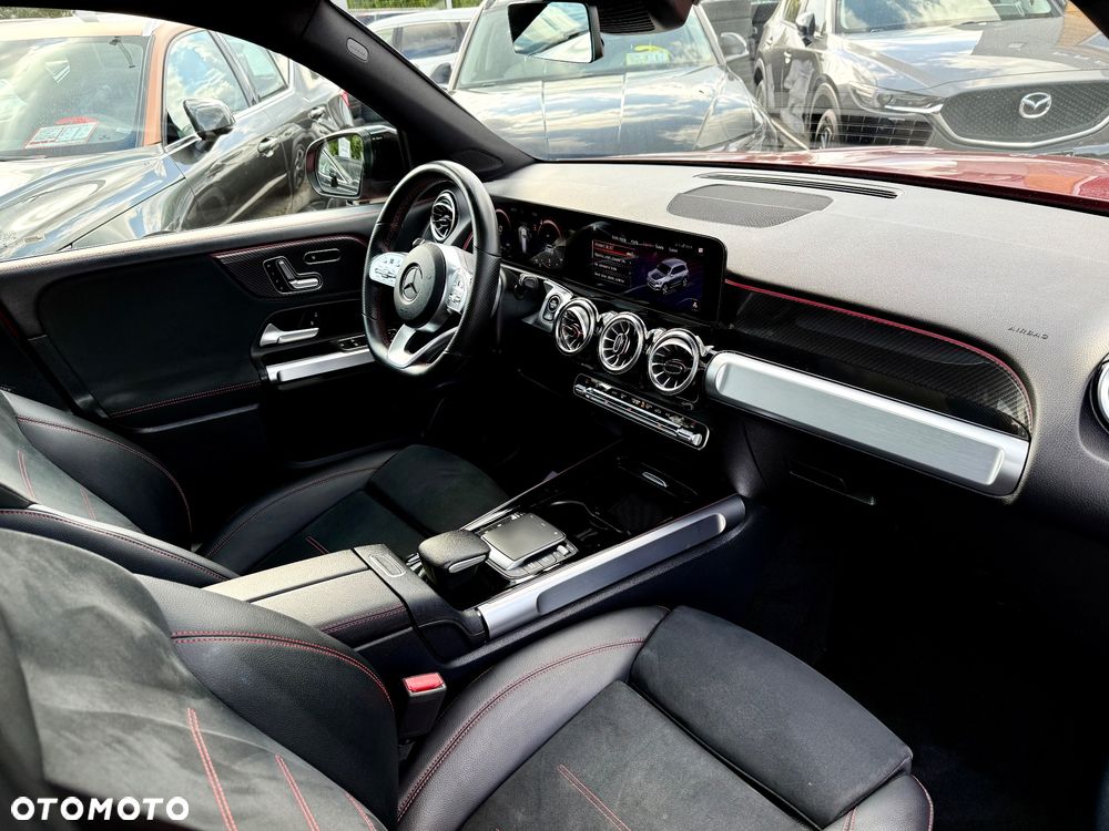 Mercedes-Benz GLB 200 7G-DCT AMG Line - 21