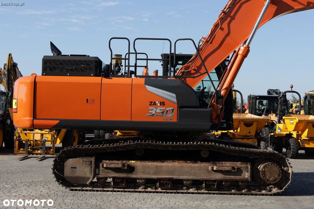 Hitachi ZX350LCN-7 - 11