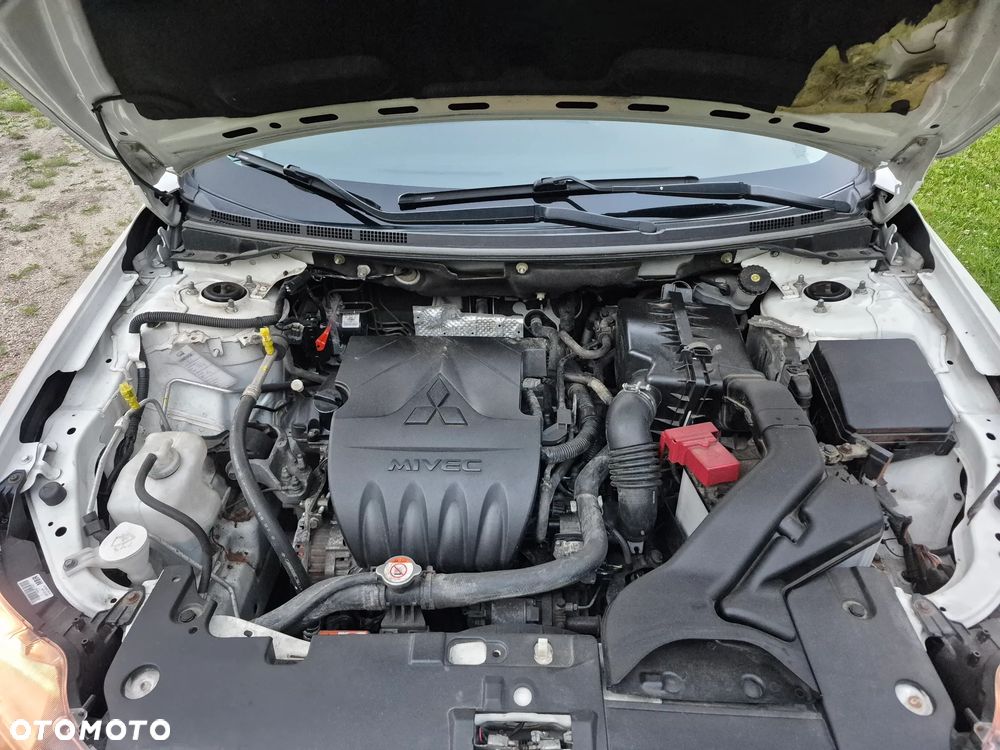 Mitsubishi Lancer 1.6 Inform - 5