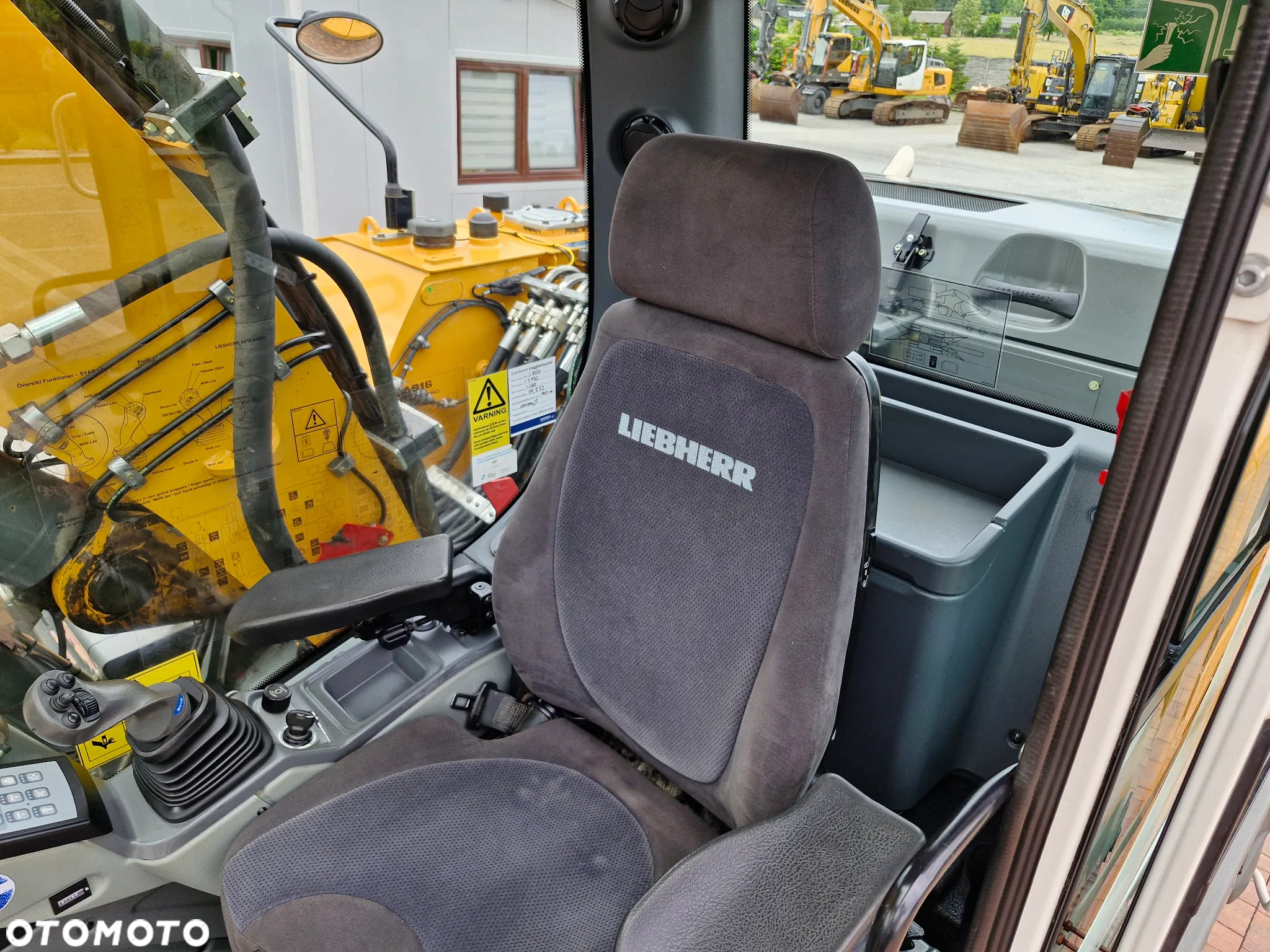 Liebherr A 916 - 24