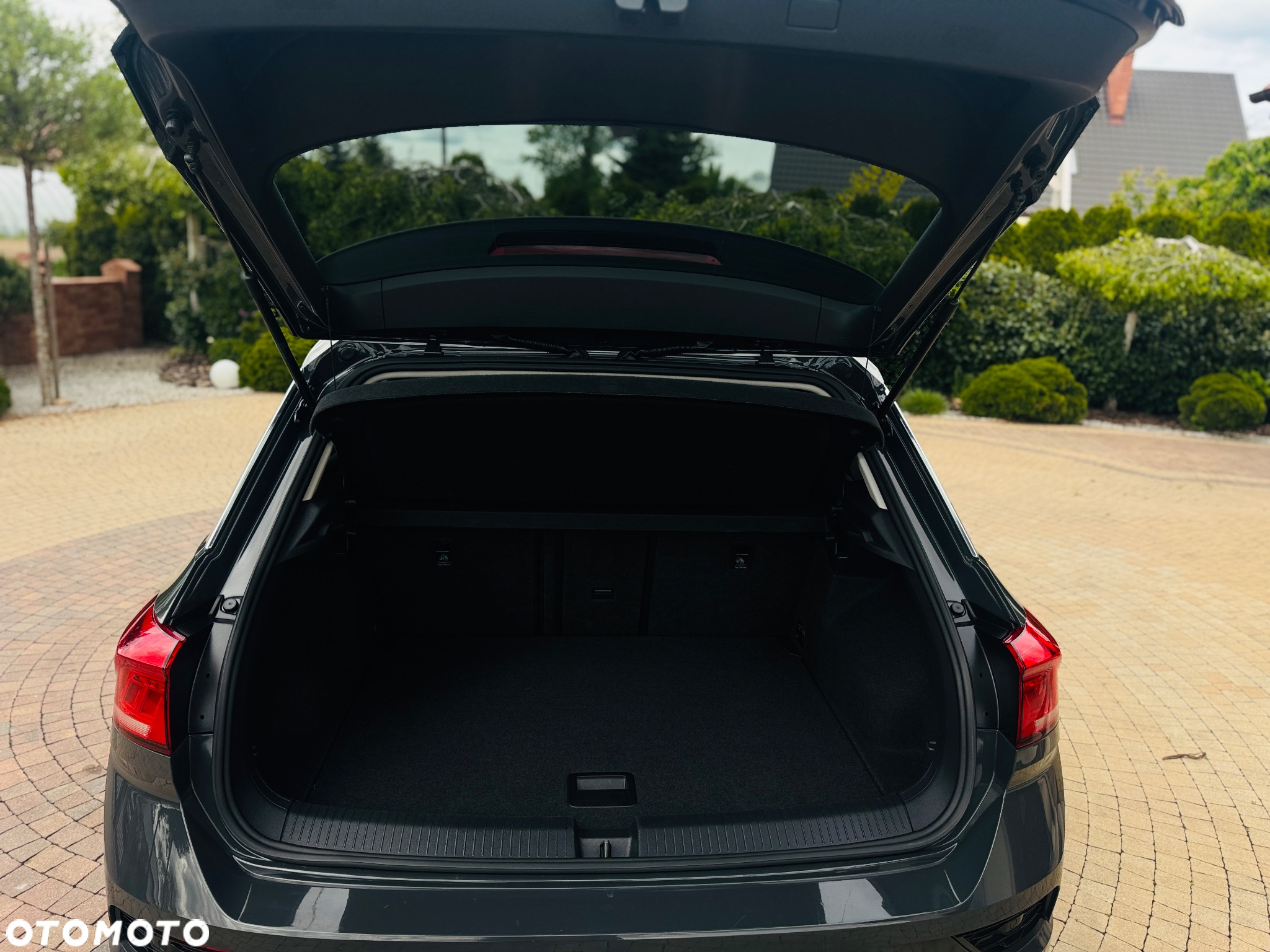 Volkswagen T-Roc 1.0 TSI Life Plus - 17