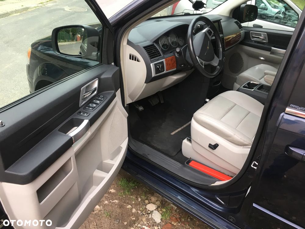Chrysler Grand Voyager 2.8 CRD LX S&G - 9