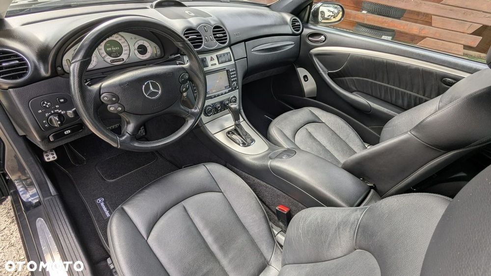 Mercedes-Benz CLK - 17