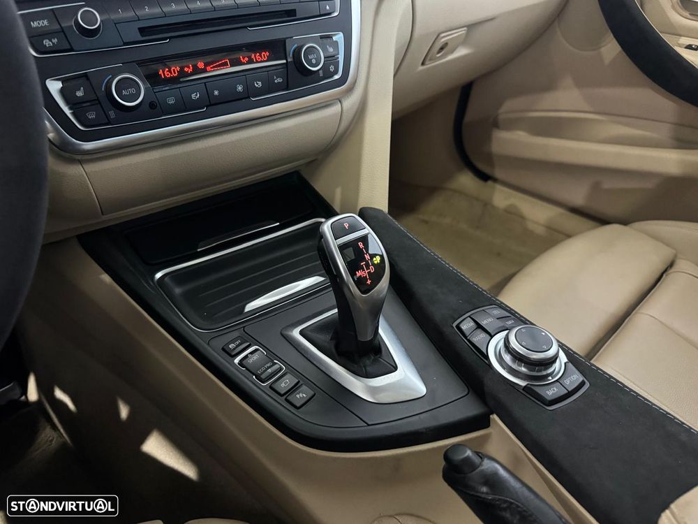 BMW 328 i Auto Pack M - 15