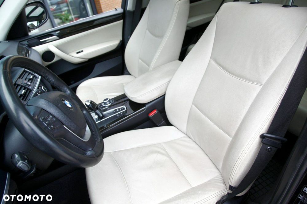 BMW X3 xDrive20d - 16
