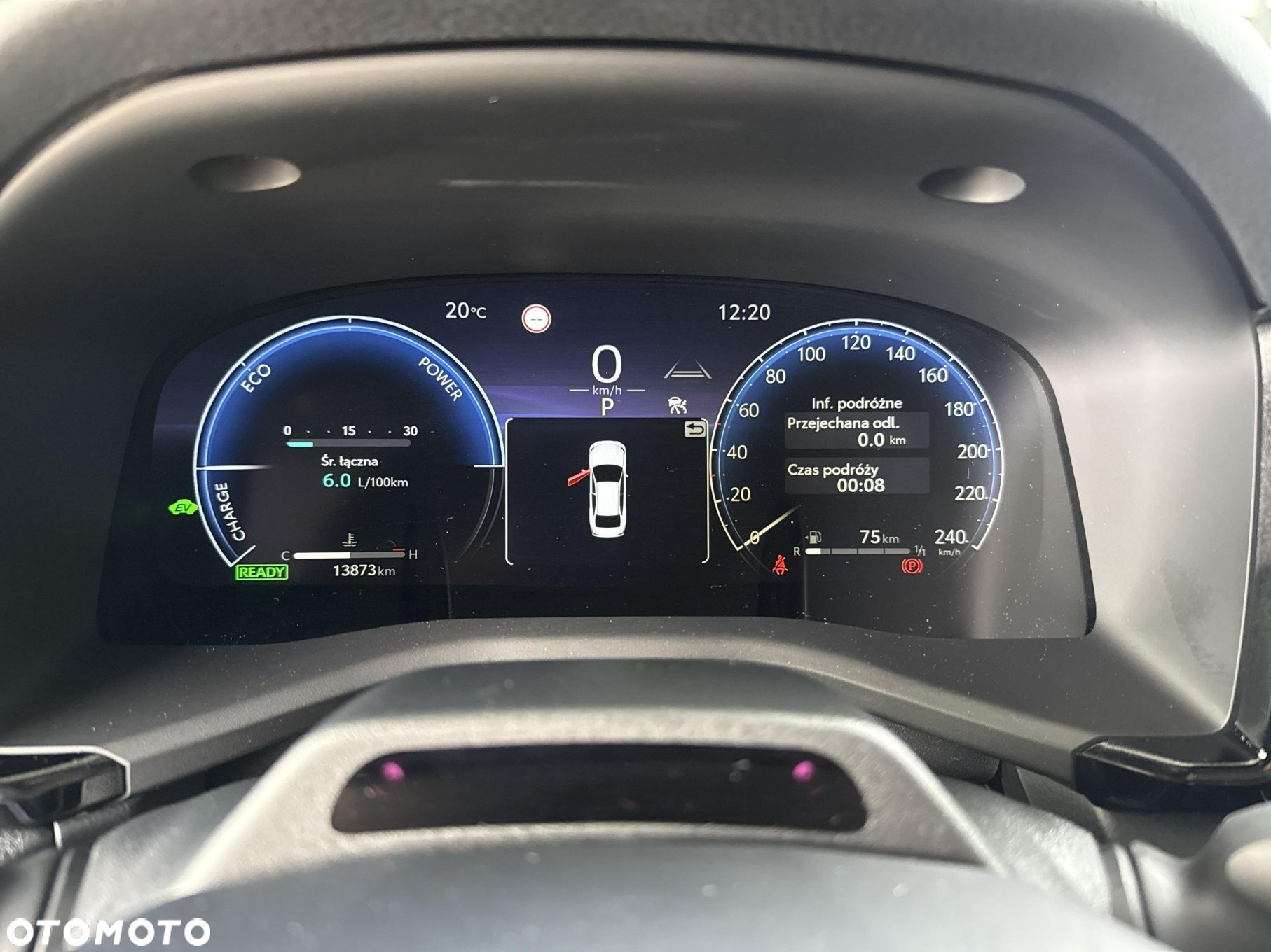 Toyota Camry - 17
