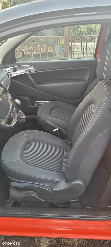 Lancia Ypsilon 1.3 SMomoDesign (4os.) - 10