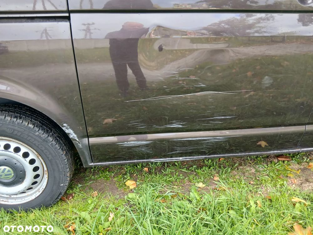 Volkswagen Caravelle - 5