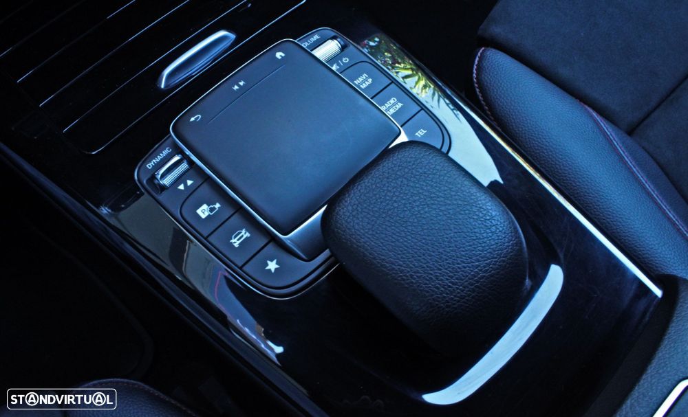 Mercedes-Benz CLA 180 - 17