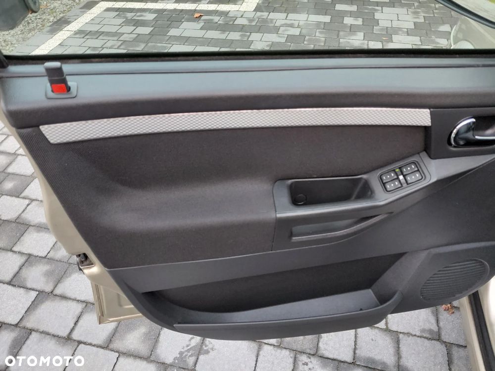 Opel Meriva 1.8 16V Cosmo Easytronic - 16