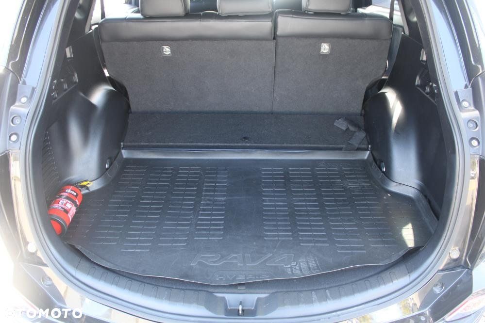 Toyota RAV4 - 38