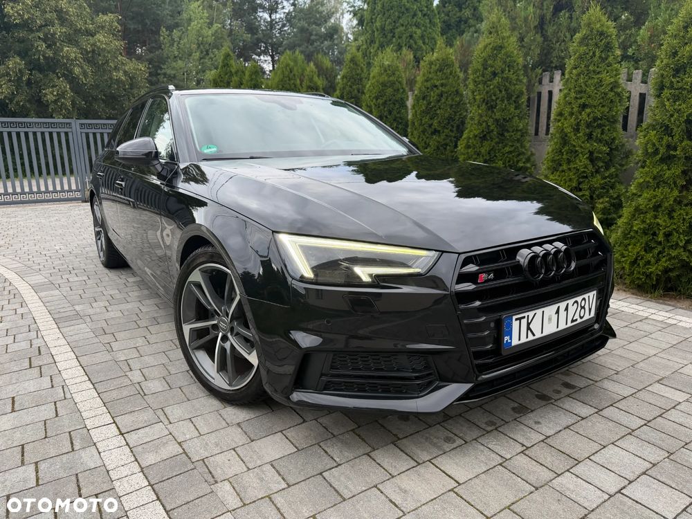 Audi A4 Avant 2.0 TFSI ultra S tronic sport - 1