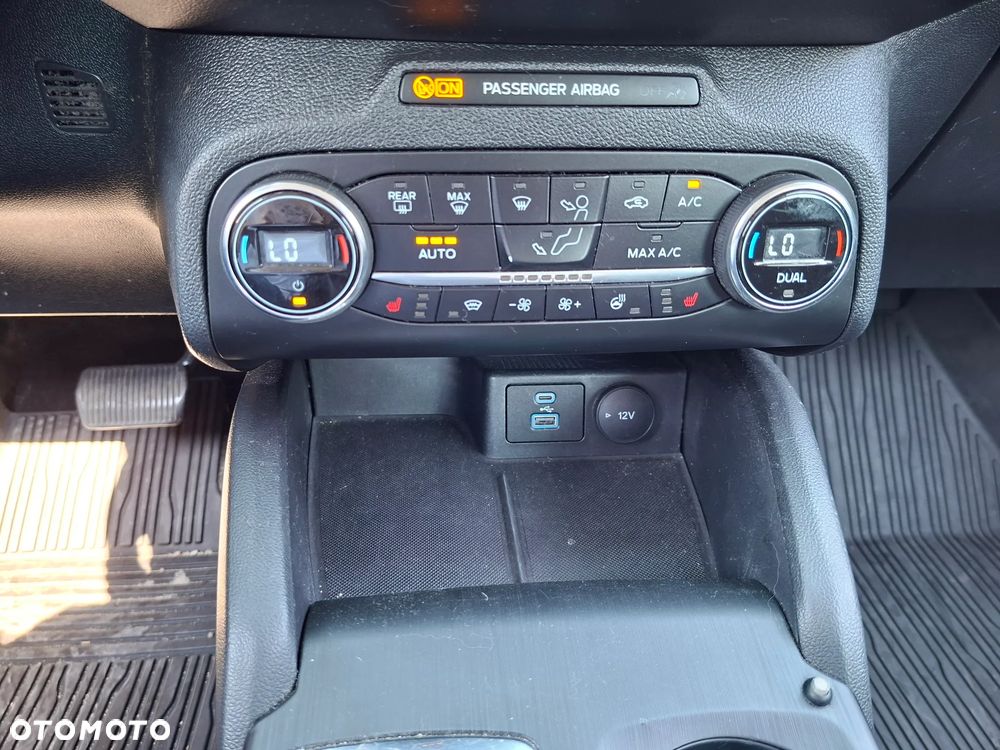 Ford Focus 1.5 EcoBlue SCR Titanium - 20
